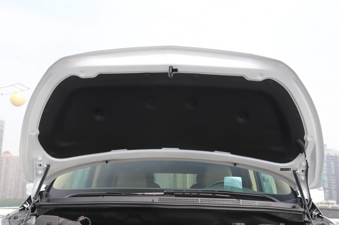 2017款GL8 2.0T自动旗舰版