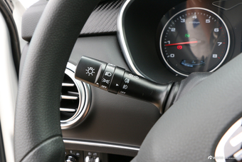 2018款瑞风S7超级版 1.5T自动智联型