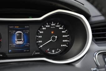 2018款吉利帝豪GS 运动版 1.4T双离合臻尚版