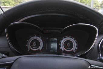  2017款猎豹CS9 1.5L自动尊贵型