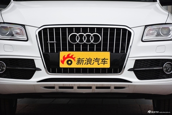 2017款奥迪Q5 Plus 2.0T自动40TFSI进取型