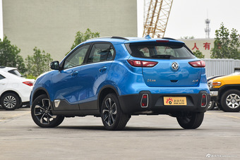 2017款风神AX4 1.6L手动潮尚型