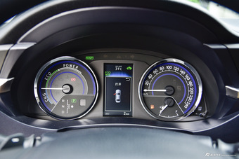 2016款雷凌双擎1.8L自动精英天窗版