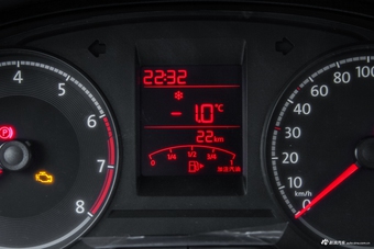 2016款桑塔纳1.6L手动风尚版