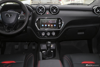 2018款东南DX3 SRG 1.5T手动尊贵型