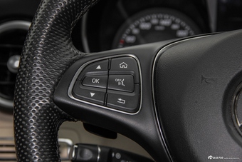 2016款奔驰C级2.0T自动C 200 L运动型