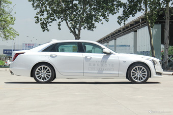 2017款CT6 3.0T自动40T领先型