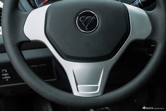 2016款 拓陆者 2.8T E3 柴油两驱舒适版BJ493ZLQ4