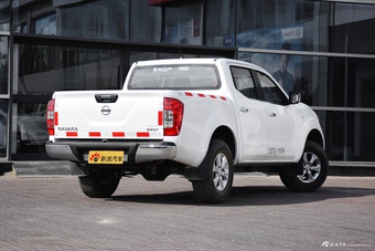 2017款纳瓦拉2.5L自动两驱豪华版QR25