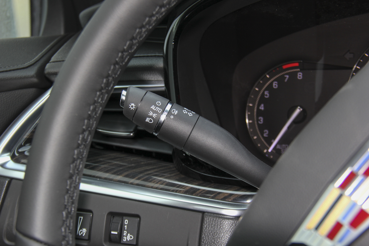 2018款XT5 2.0T自动25T技术型