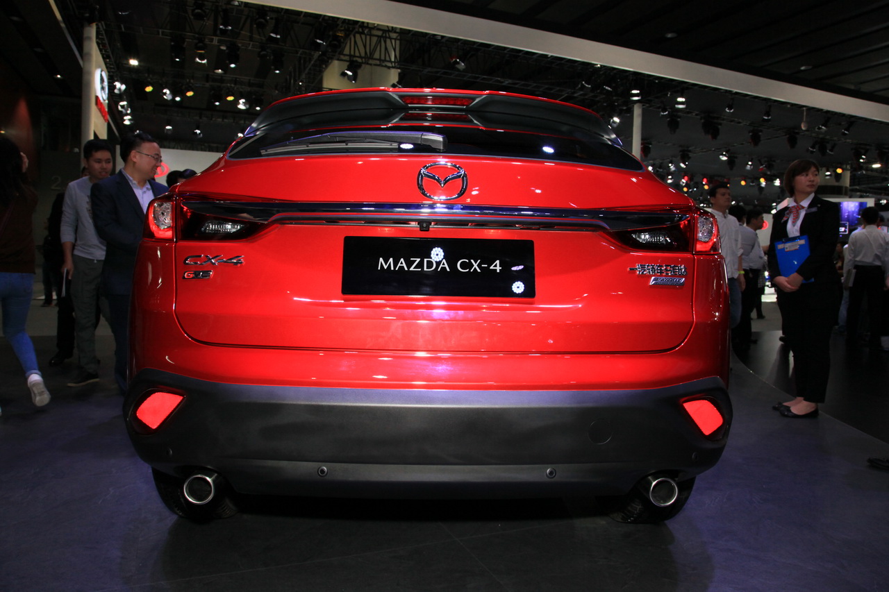 马自达CX-4