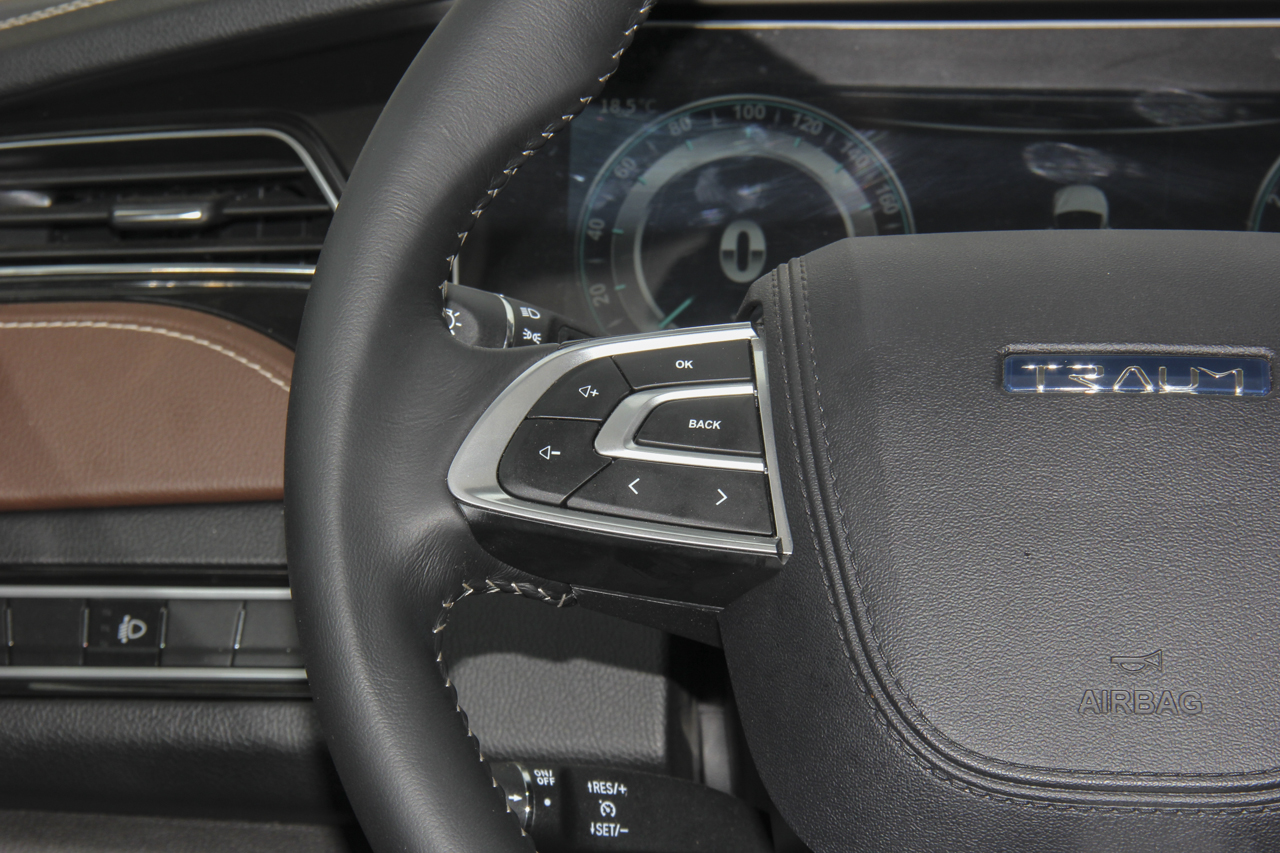 2018款君马S70 1.5T自动豪华运动型5座