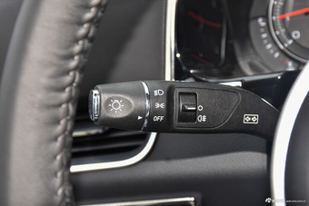 2017款众泰T600 Coupe 1.5T手动尊享型