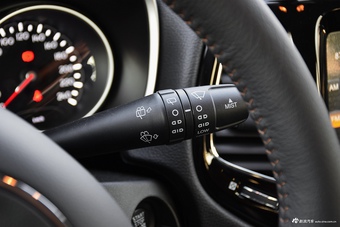 2017款指南者1.4T自动 200T臻享版