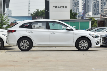 2018款逸行1.6L自动逸享版