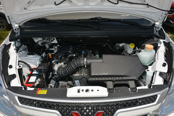 2016款五菱荣光V 1.2L手动实用型