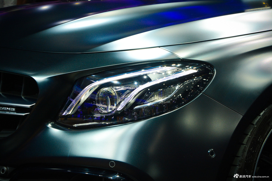 奔驰AMG E沈阳最高降0.55万  价格浮动欲购从速
