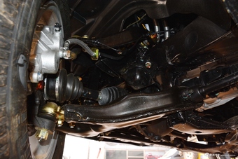 2018款陆风X8 1.8T手动汽油4X4豪华型