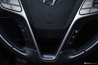 2013款格锐2.2T自动 7座四驱舒适型