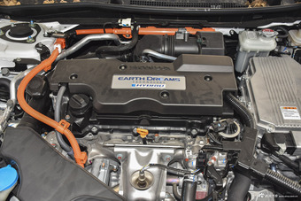 2017款思铂睿混动2.0L自动净致版