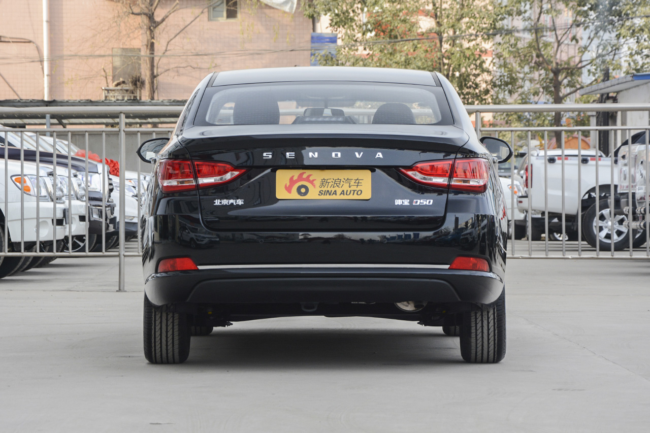 2018款北汽绅宝D50 1.5L手动豪华智驾版