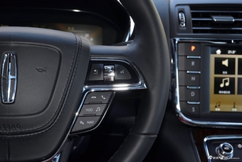 18款林肯大陆2.0T自动两驱尊耀版