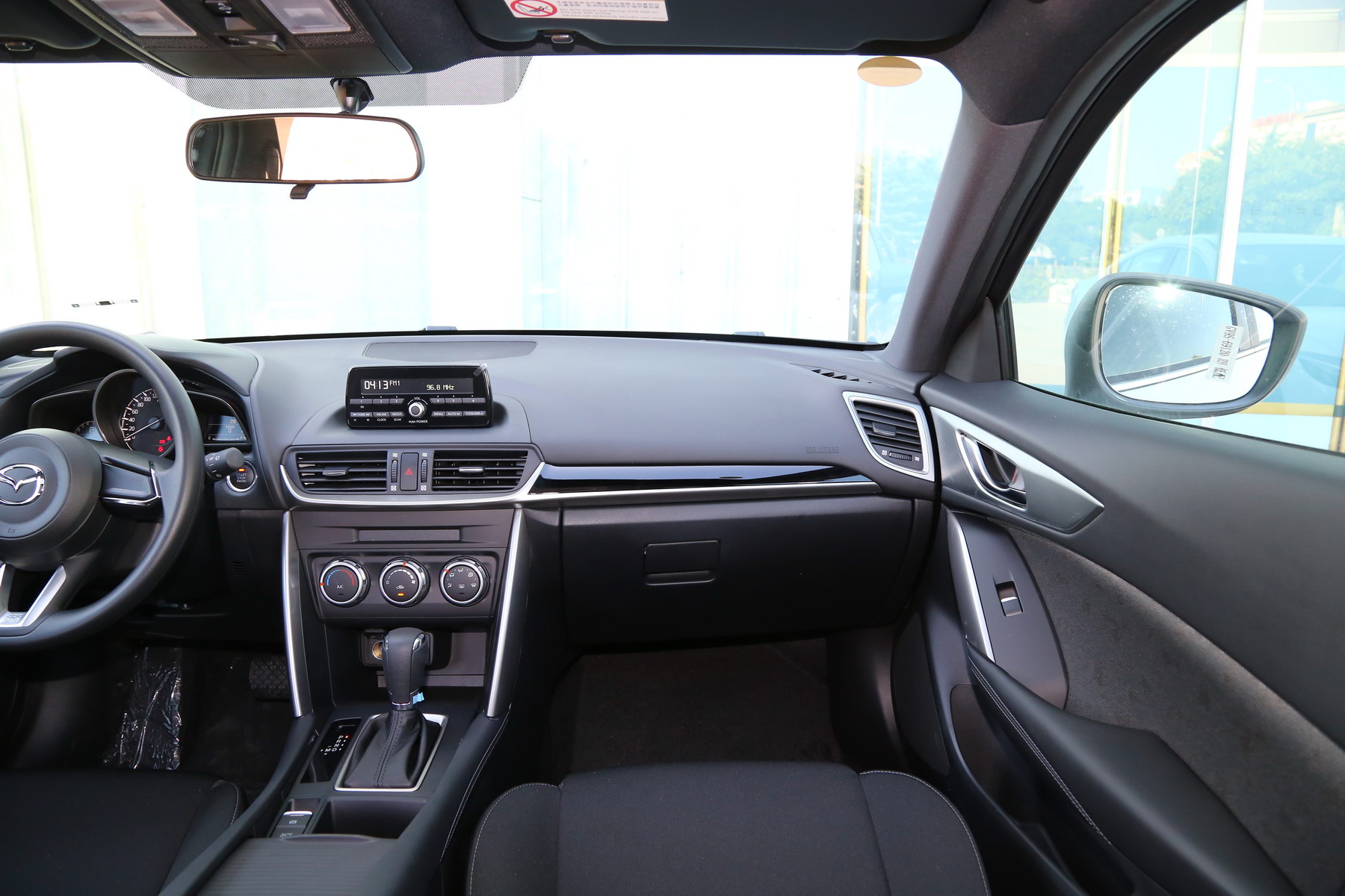 2018款马自达CX-4 2.0L自动两驱蓝天活力版