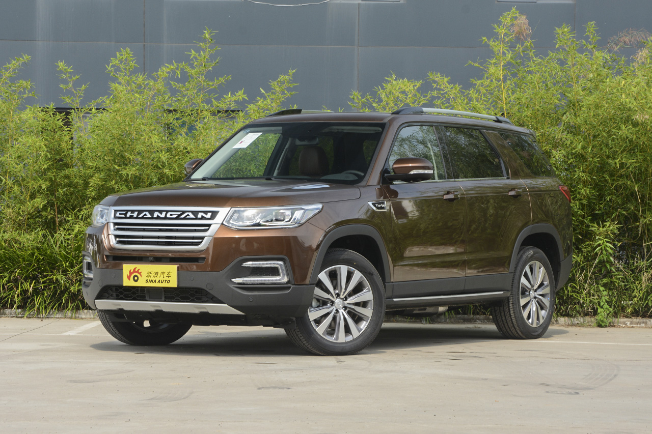 2017款长安CS95 2.0T自动四驱智驭版