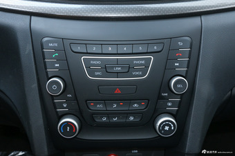 2016款奔腾B50 1.6L手动豪华型