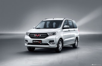 2018款五菱宏光S