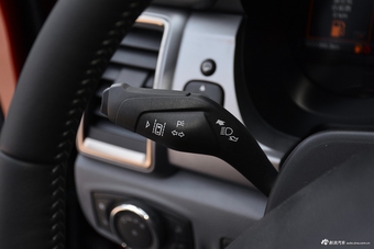 2017款撼路者2.0T自动四驱旗舰版汽油7座