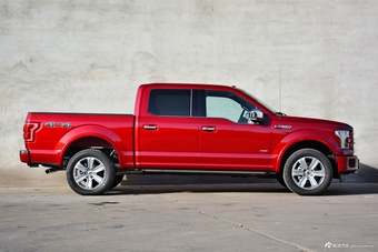 2017款福特F150 3.5T 10AT白金精英版加版