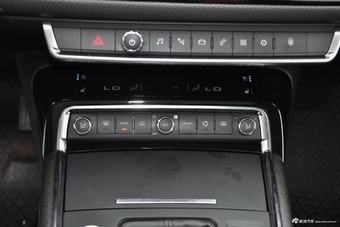 2017款雪铁龙C6 1.8T自动尊贵型