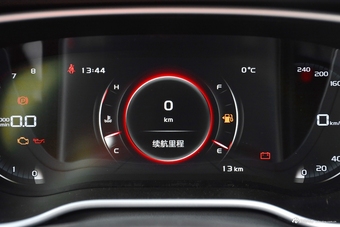 2018款吉利远景S1 1.5L手动锋享型