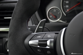 2018款宝马M4 3.0T自动CS