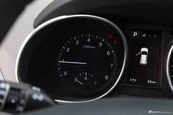 2017款格越2.0T自动7座四驱舒适版