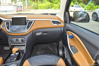 2015款DX7 1.5T自动精英型