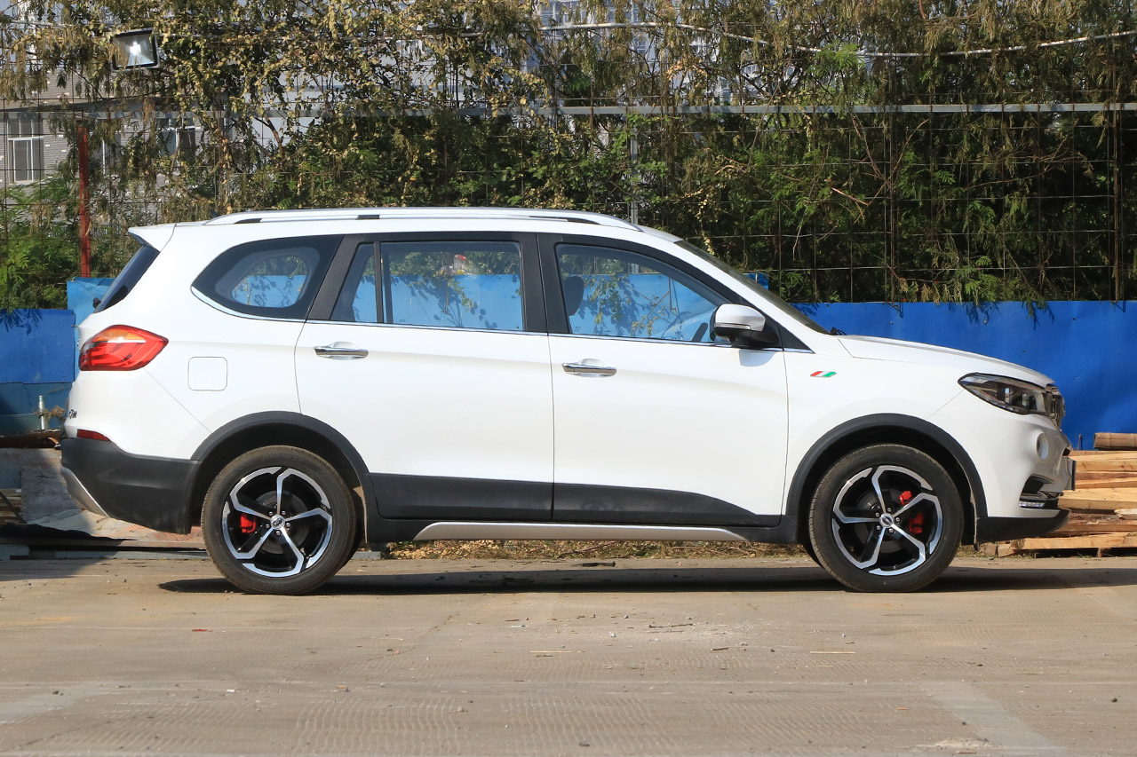 2017款斯威X7 1.5T自动智尊型