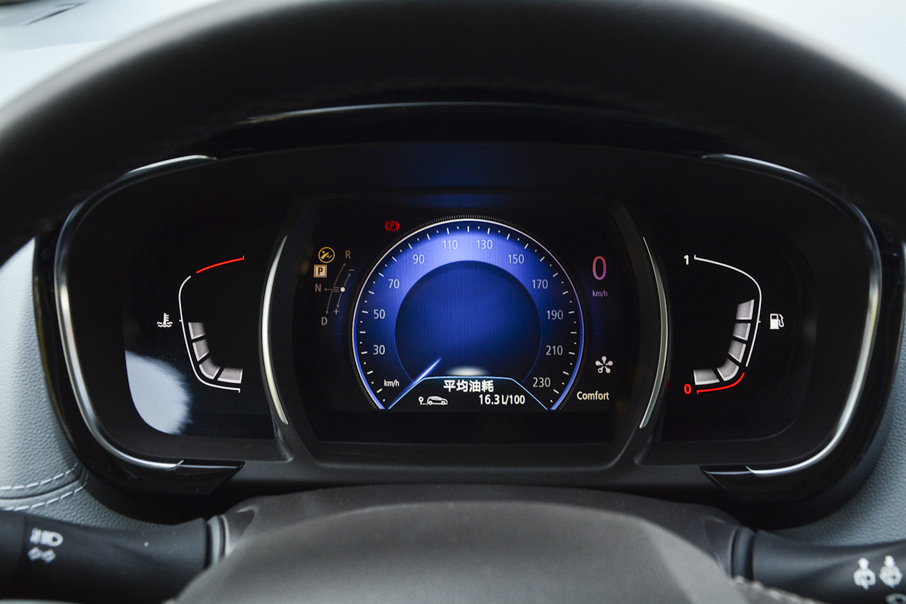 2018款雷诺Espace 1.8T自动雅颂巴黎版TCe 300 
