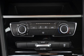 2016款宝马218i 时尚型