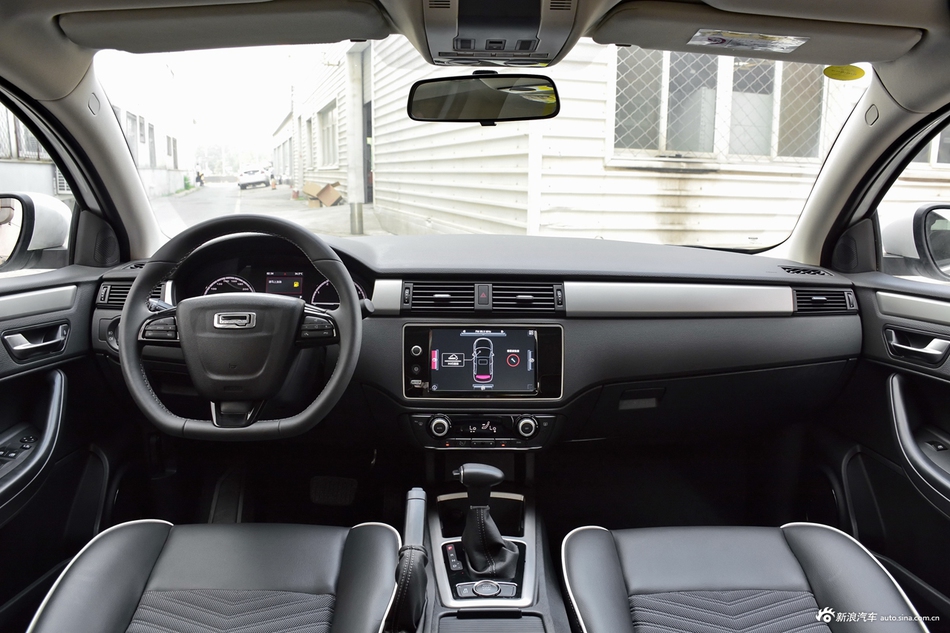 2017款观致3三厢1.6L自动致悦型