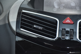 2015款海马S5 1.5T自动旗舰型