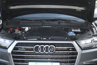 2016款奥迪Q7 2.0T自动40TFSI S-Line运动型