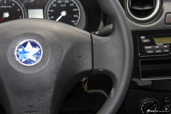 2014款启辰R30 1.2L手动尊享版