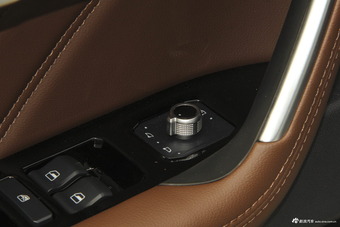 2018款哈弗H6 换代2.0T自动豪华型红标