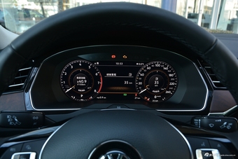 2019款迈腾2.0T自动330TSI DSG尊贵型