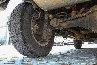 2015款牧马人3.0L自动四门舒享版Sahara