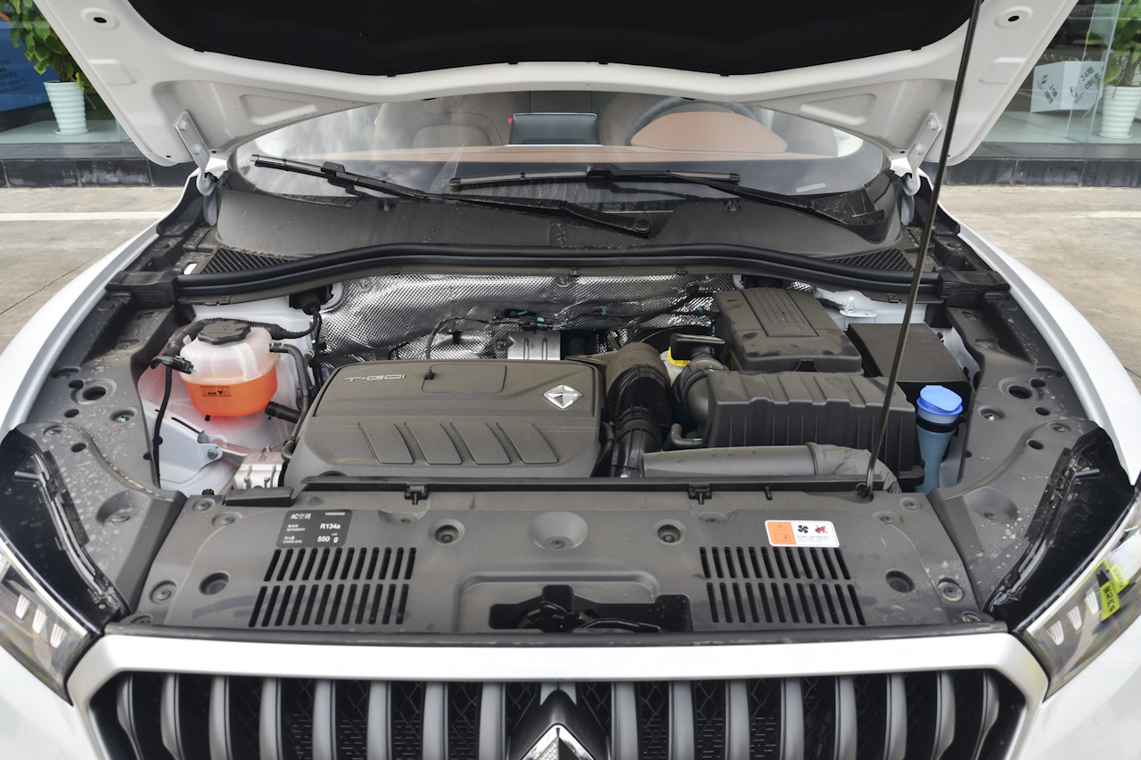 2017款宝沃BX5 20TGDI 1.4T自动两驱先锋型