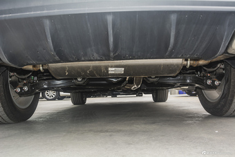 2017款众泰SR9 2.0T自动极致之心版