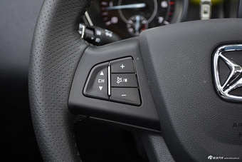 2016款驭胜S330 1.5T自动两驱尊贵版